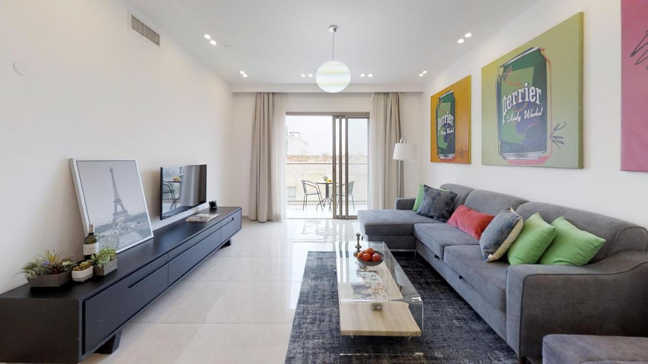Exclusive Two-Bedroom Apartment With Parking Jerusalem Exteriör bild